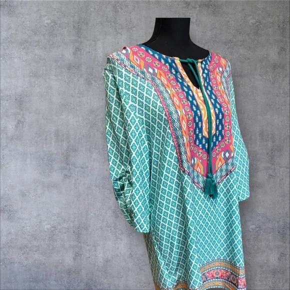 Colorful Geometric Pattern Tunic Dress - Picture 2 of 5